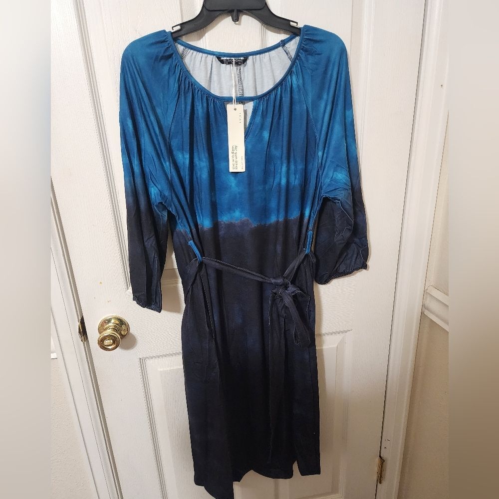 BloomChic Blue Ombre Long Sleeve Dress Size Large NWT